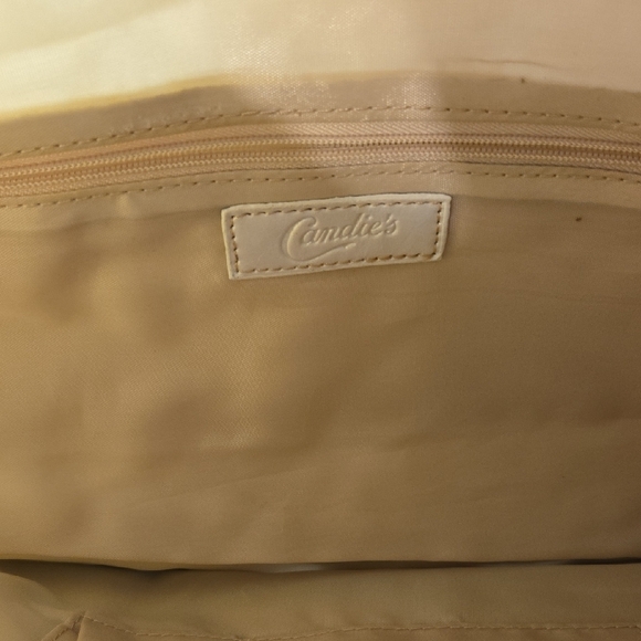 Candie's Cream Crocodile Embossed Fold Over Shoulder Bag Chain Strap Y2K Style - Picture 3 of 9